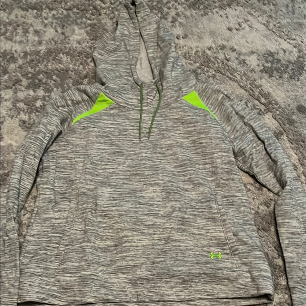 Women’s Under Armour Hooded Sweatshirt Size XL